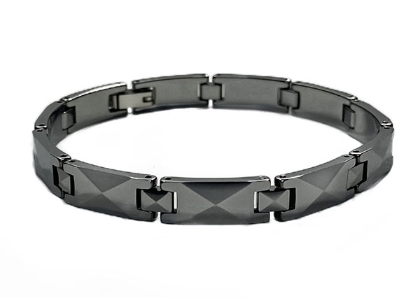 BE005  Silver Finish Bracket Level 1