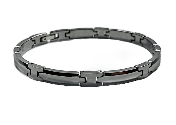 Silver Finish Bracket Level 1